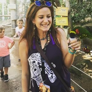 Meet your Posher, Amy